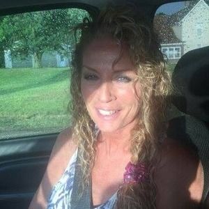 Meet your Posher, Debbie